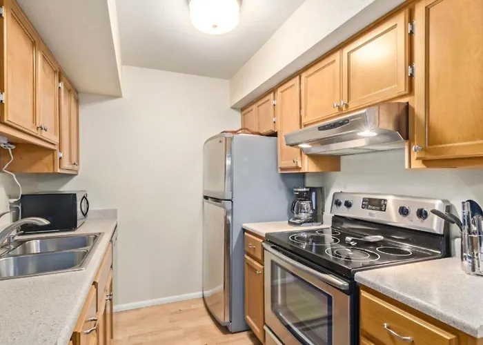 Cozy 1br With Gym, Pool And Hot Tub Access *