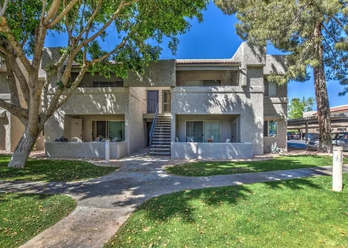 Holiday home Cozy 1br With Gym, Pool And Hot Tub Access